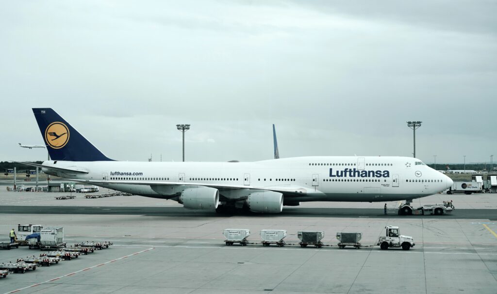LUFTHANSA